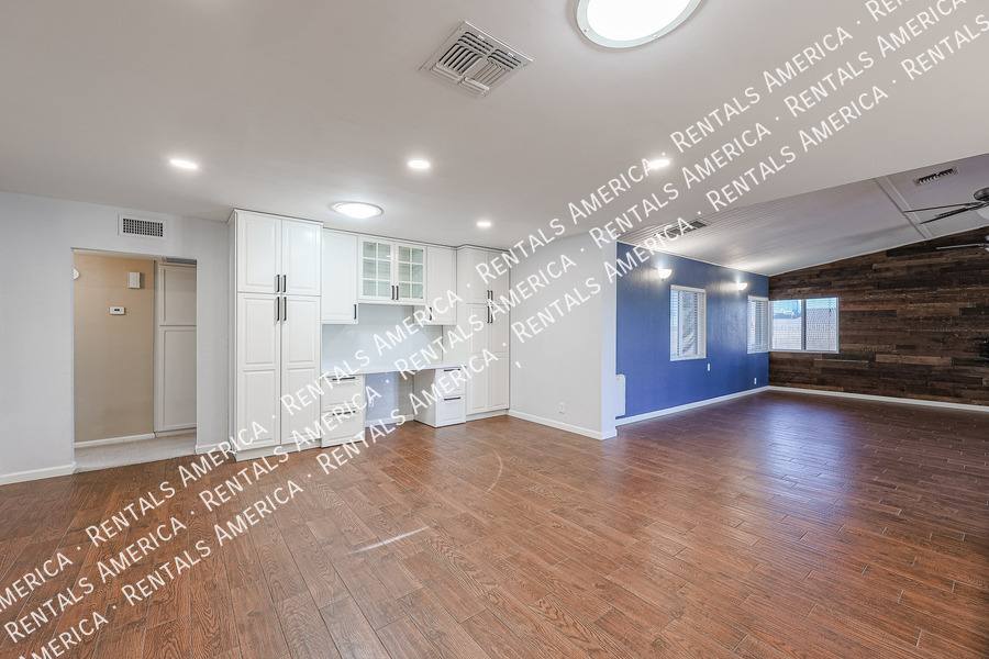 House for rent at 1360 W Esplanade St, Mesa, AZ 85201