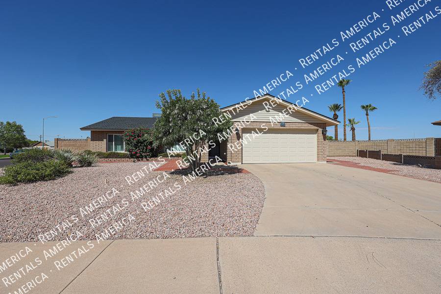 House for rent at 1360 W Esplanade St, Mesa, AZ 85201