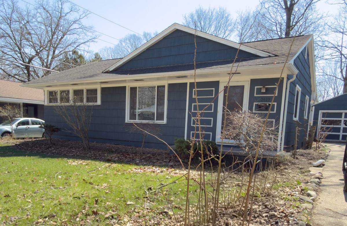House for rent at 2419 Walter Dr, Ann Arbor, MI 48103