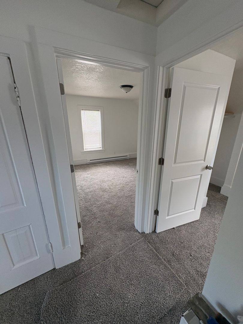 Apartment for rent at 914 18th 1 2 Ave NE, Minneapolis, MN 55418