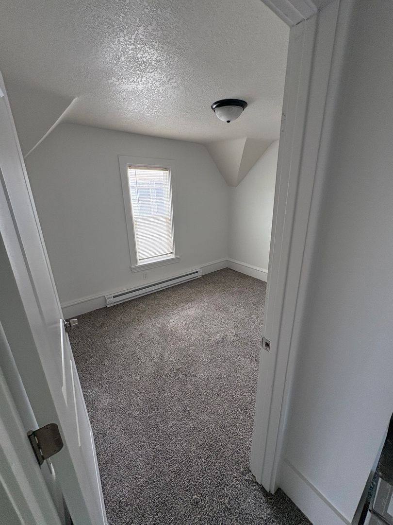 Apartment for rent at 914 18th 1 2 Ave NE, Minneapolis, MN 55418