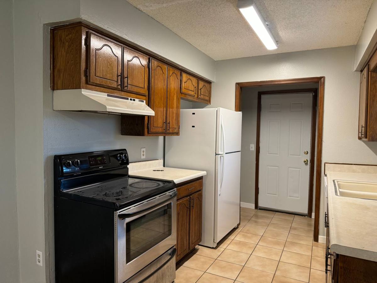 House for rent at 3308 Gwendolyn Lane, Edmond, OK 73034