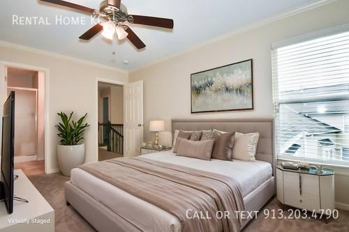 House for rent at 14807 Robinson St, Overland Park, KS 66223