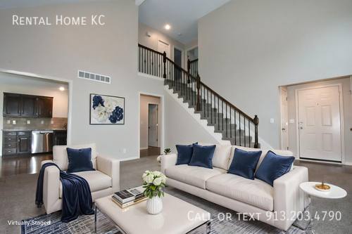 House for rent at 14807 Robinson St, Overland Park, KS 66223