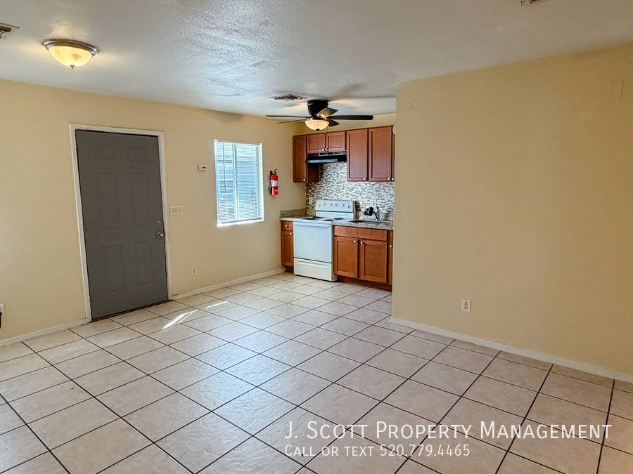 Apartment for rent at 1753 E Harvard St #1, Phoenix, AZ 85006
