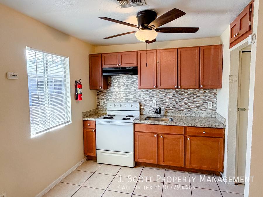 Apartment for rent at 1753 E Harvard St #1, Phoenix, AZ 85006