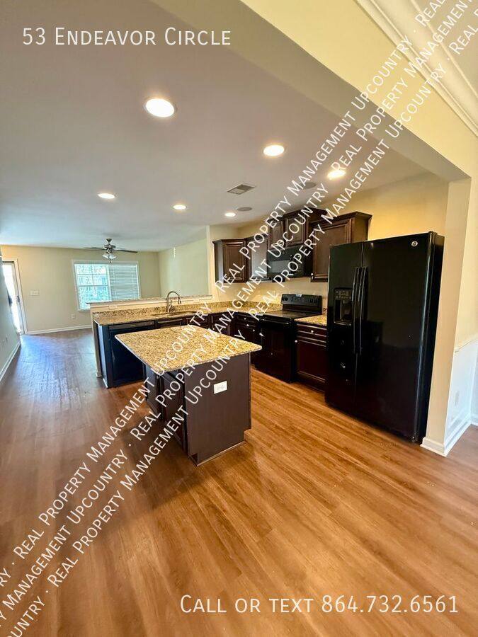 Townhouse for rent at 53 Endeavor Circle, Mauldin, SC 29662