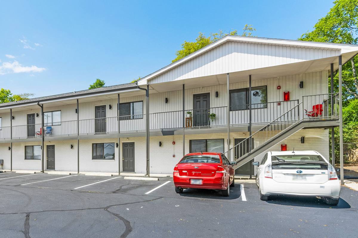 Apartment for rent at Skyline Flats, 103 Hart Lane, Nashville, TN 37207