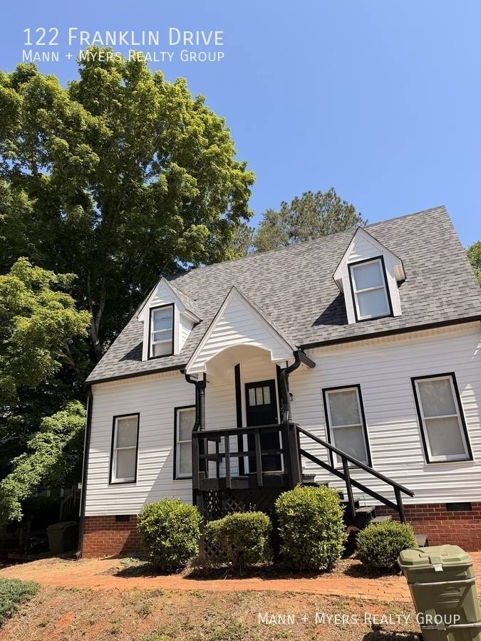 House for rent at 122 Franklin Dr, Central, SC 29630