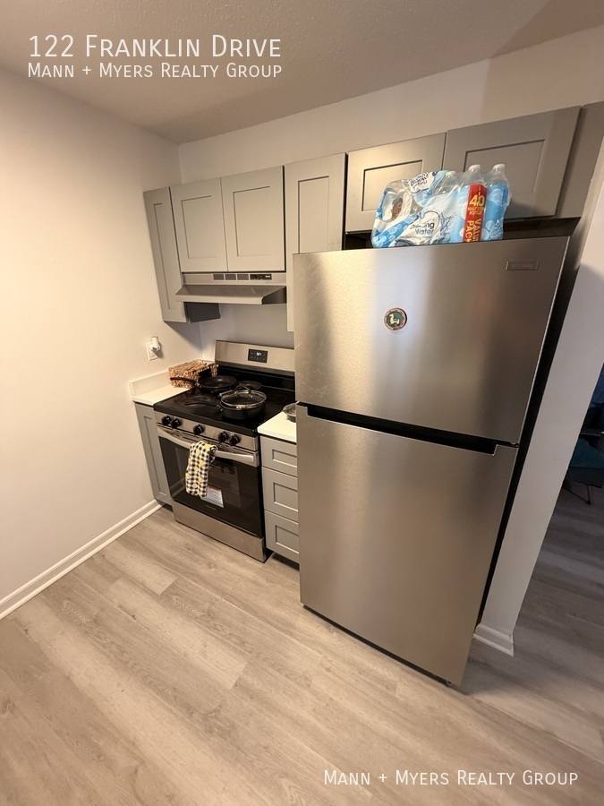 House for rent at 122 Franklin Dr, Central, SC 29630