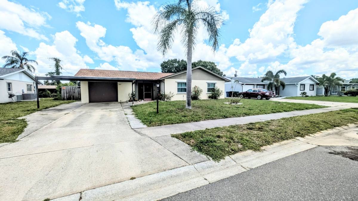 House for rent at 5417 Duncanwood Dr, Sarasota, FL 34232