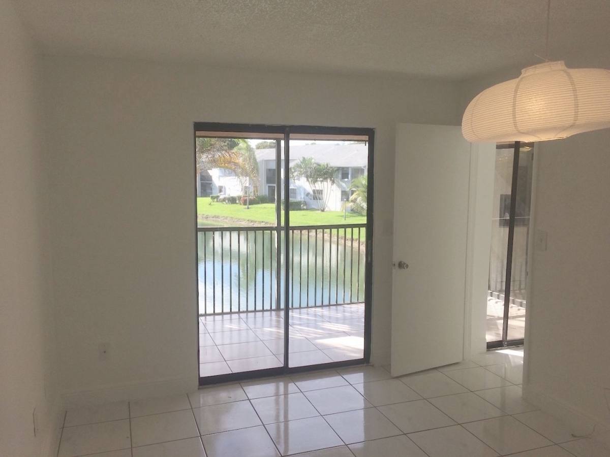 Apartment for rent at 820 N Franklin Ave, Homestead, FL 33034