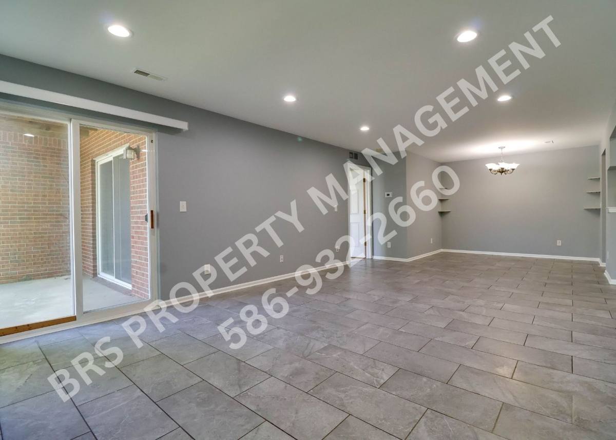 Condo for rent at 5300 Pine Aires Dr, Sterling Heights, MI 48314