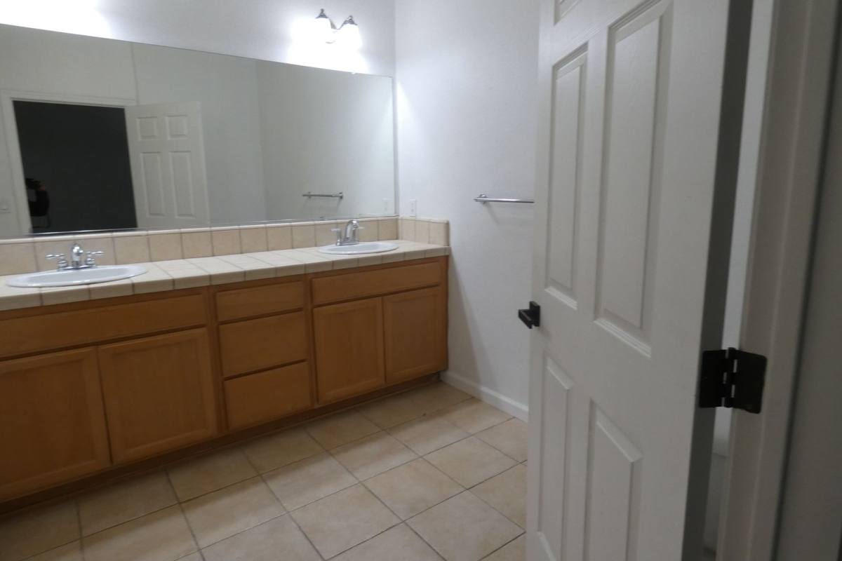 Condo for rent at 610 Sunrise Dr, Santa Maria, CA 93455