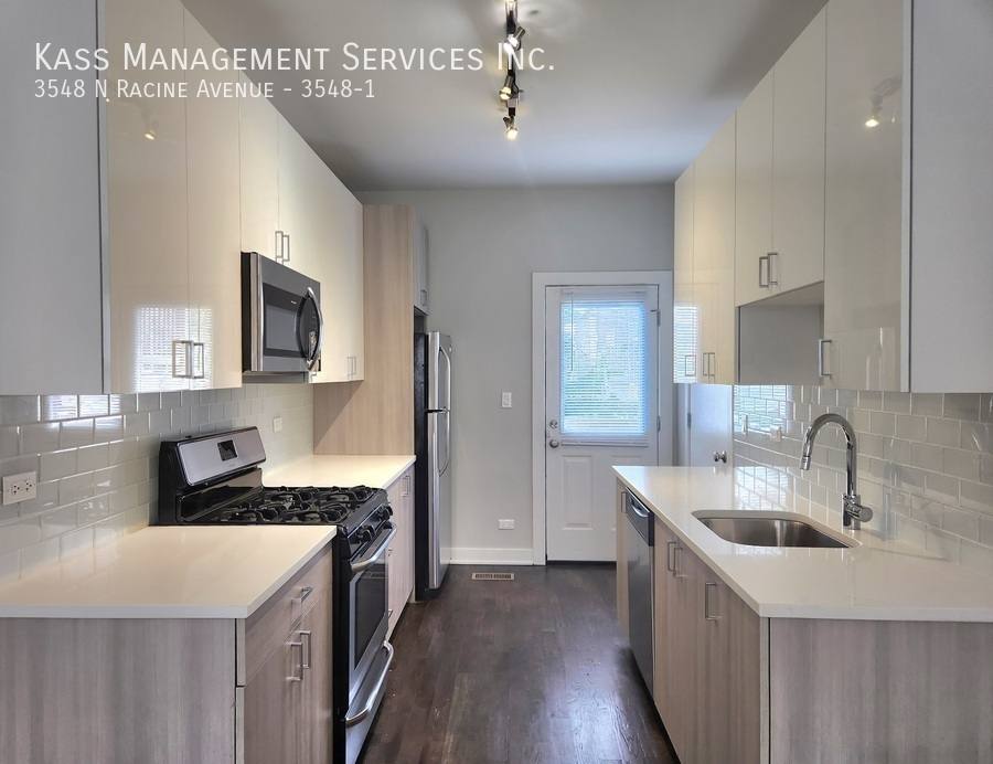 Apartment for rent at 3548 N Racine Ave #1, Chicago, IL 60613