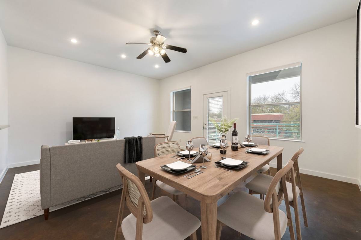 Apartment for rent at 2601 E 7th St, Austin, TX 78702