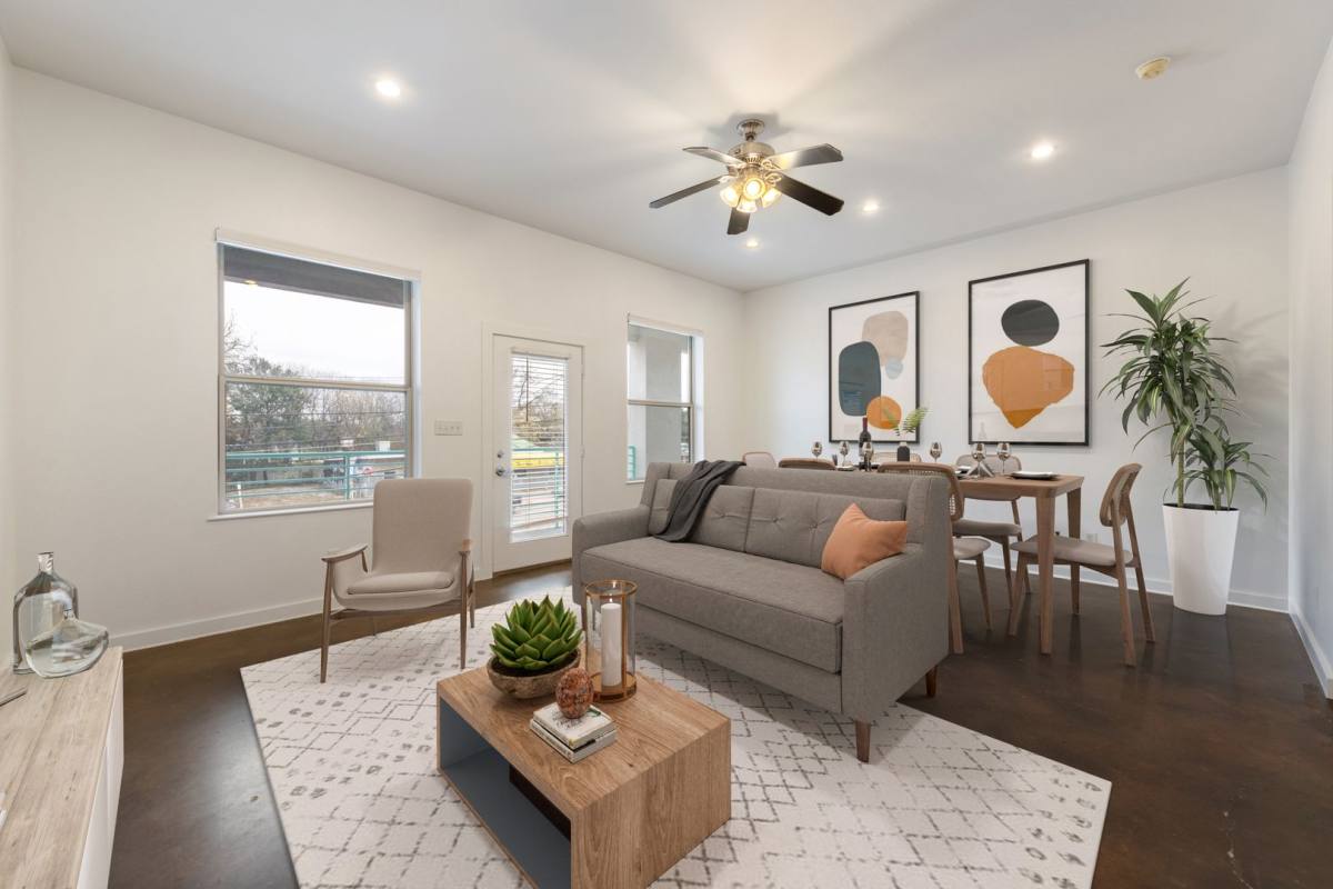 Apartment for rent at 2601 E 7th St, Austin, TX 78702