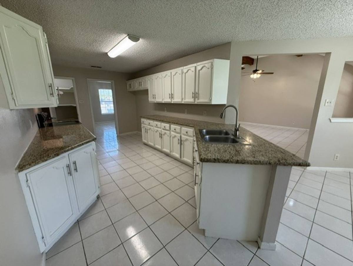 House for rent at 313 Potrero, Laredo, TX 78045