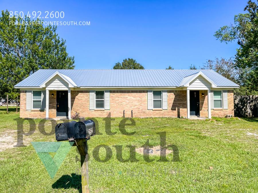 Apartment for rent at 25121 Olive St #B, Elberta, AL 36530
