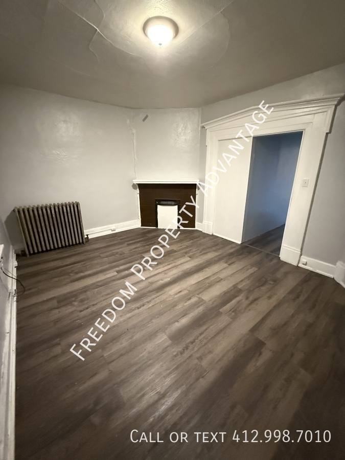 Apartment for rent at 224 N Main St #8, Butler, PA 16001
