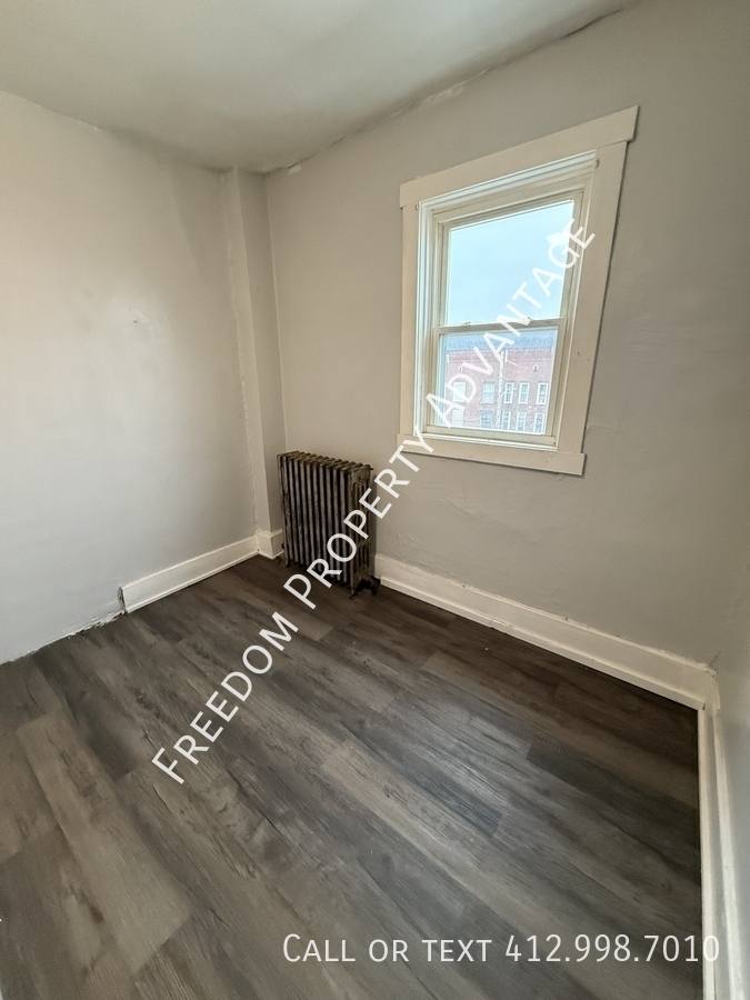 Apartment for rent at 224 N Main St #8, Butler, PA 16001