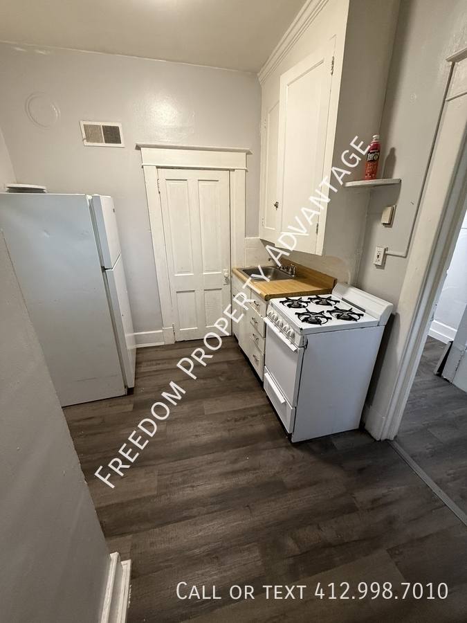 Apartment for rent at 224 N Main St #8, Butler, PA 16001