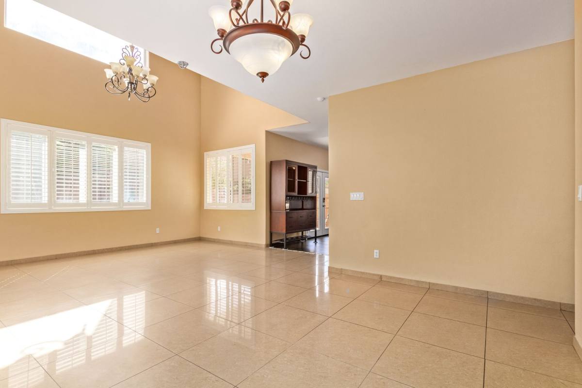 House for rent at 1477 Rancho Ridge Dr, Henderson, NV 89012