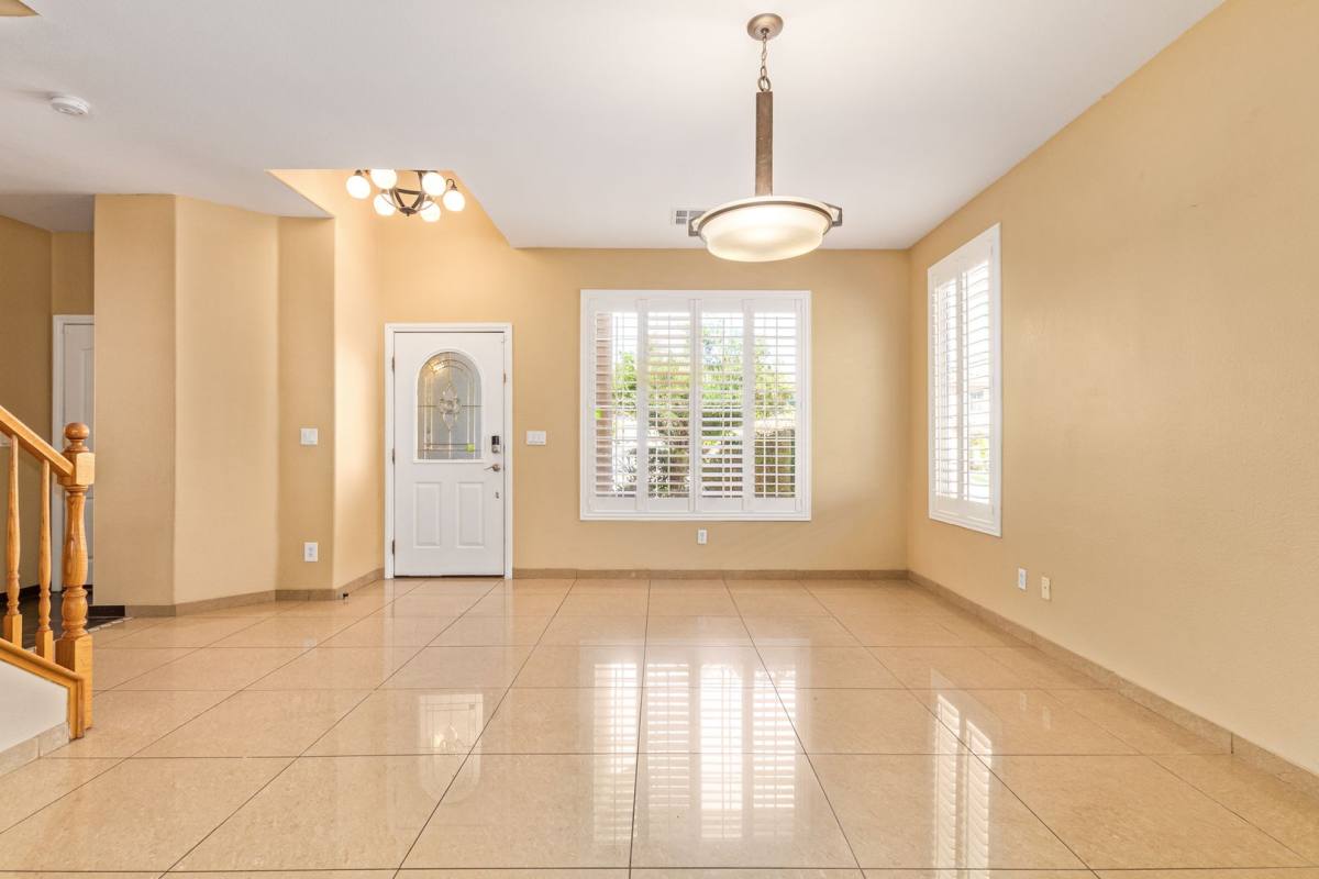 House for rent at 1477 Rancho Ridge Dr, Henderson, NV 89012