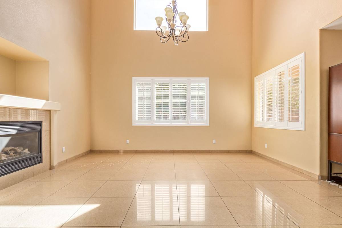 House for rent at 1477 Rancho Ridge Dr, Henderson, NV 89012
