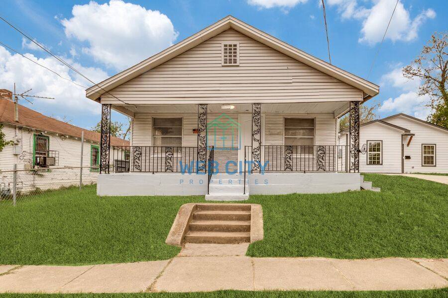 House for rent at 3907 Roberts Ave, Dallas, TX 75215
