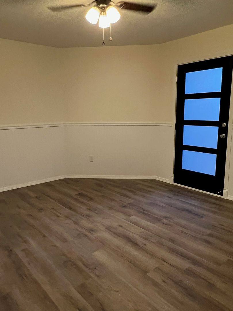 Apartment for rent at 1827 W Riverside, Spokane, WA 99201