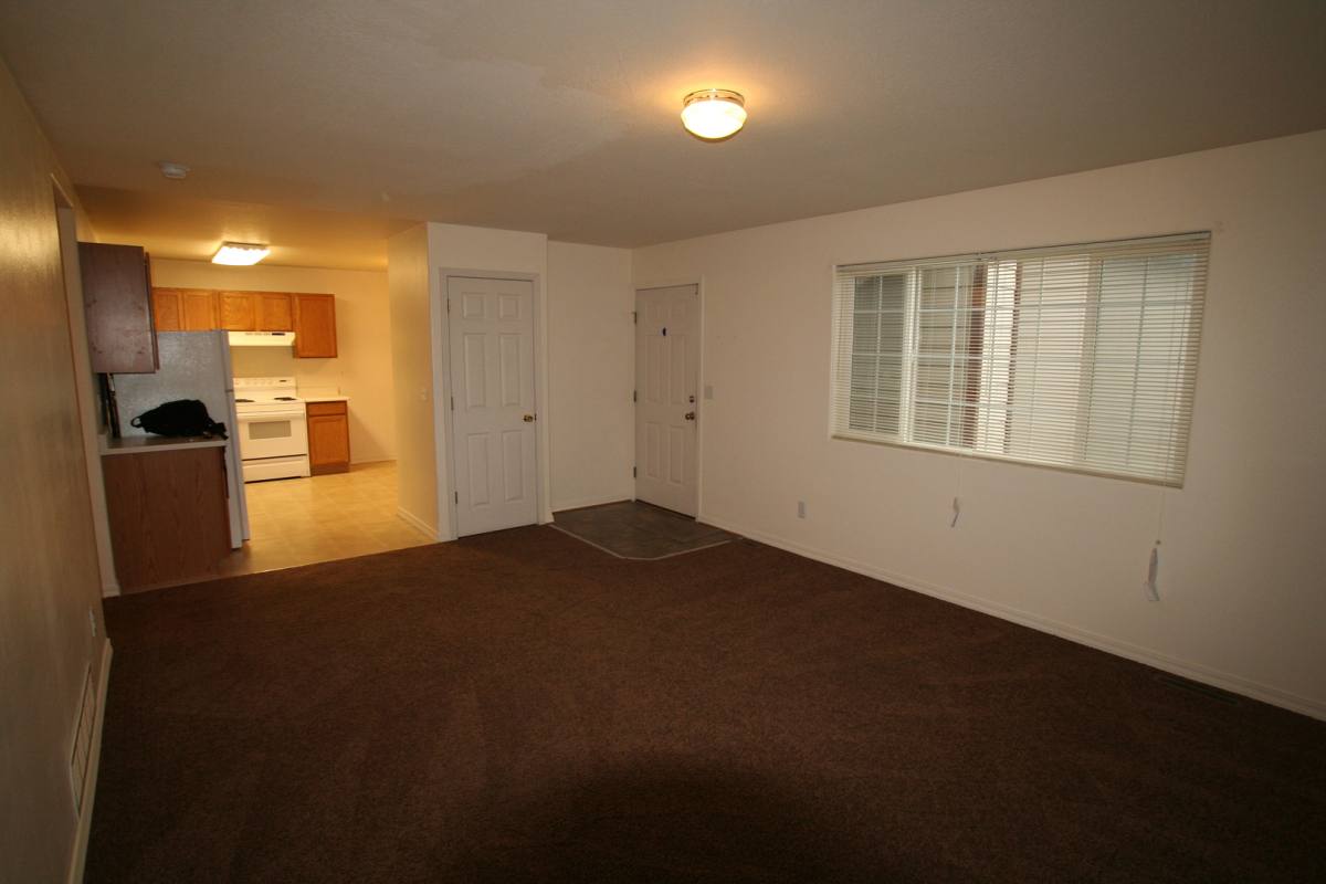 Apartment for rent at 809 Mantle, Belgrade, MT 59714
