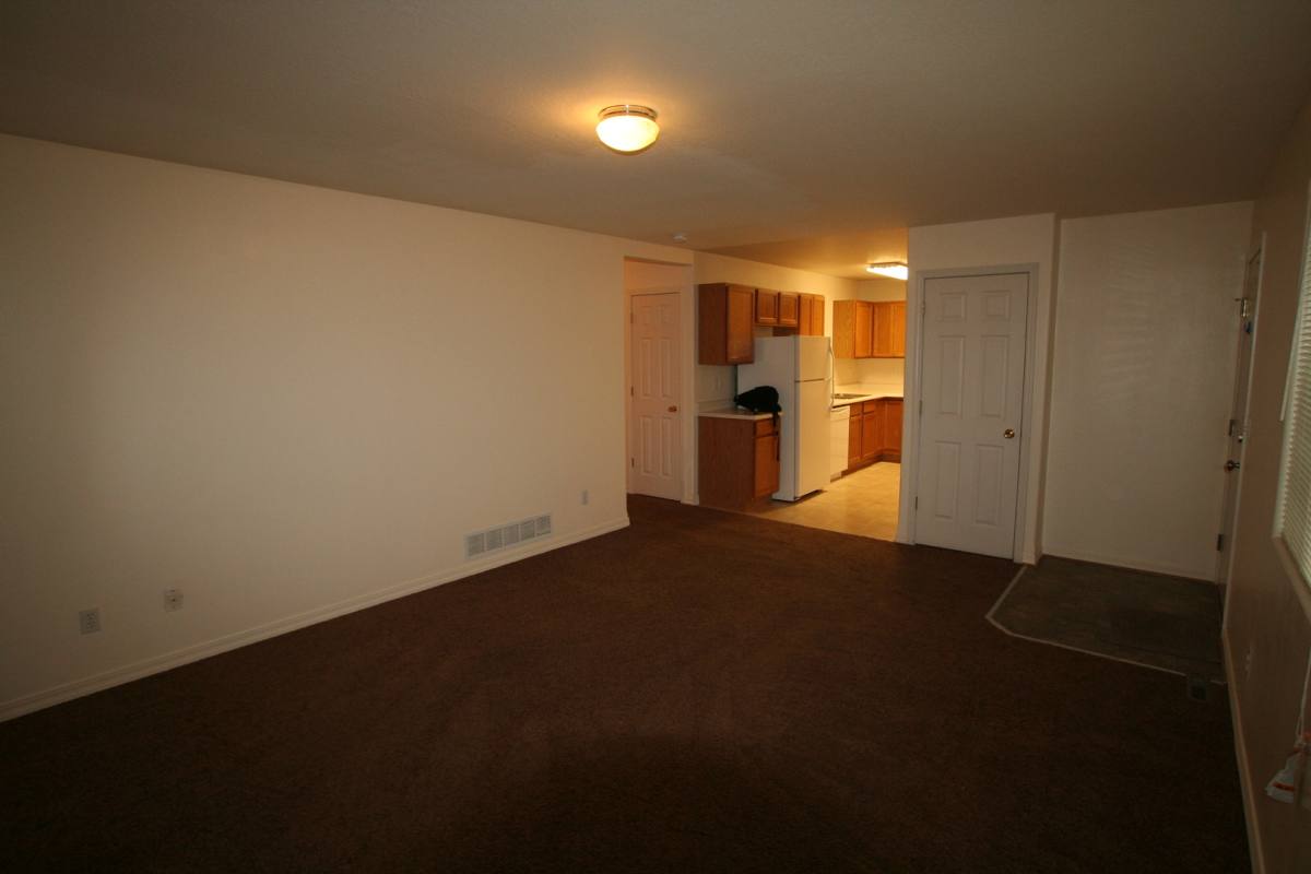 Apartment for rent at 809 Mantle, Belgrade, MT 59714