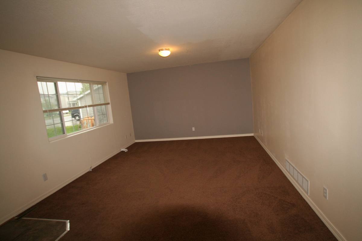 Apartment for rent at 809 Mantle, Belgrade, MT 59714