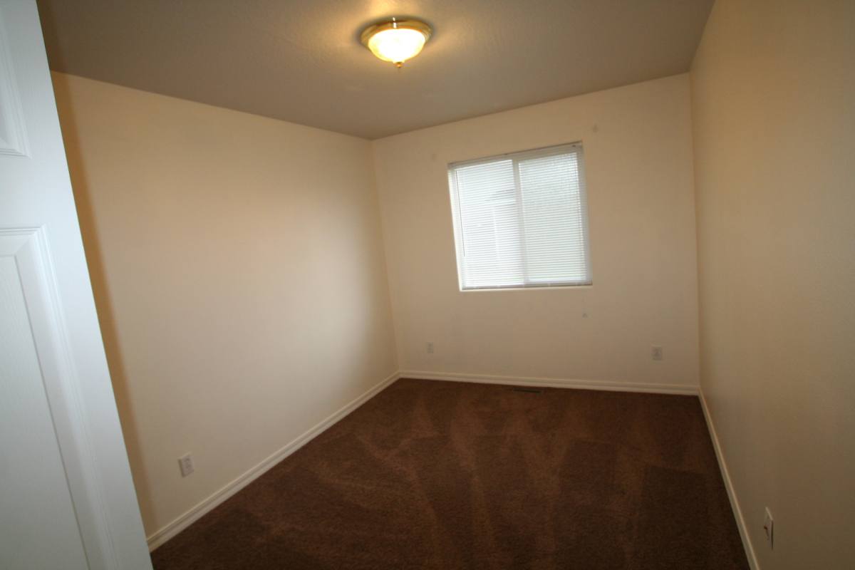 Apartment for rent at 809 Mantle, Belgrade, MT 59714