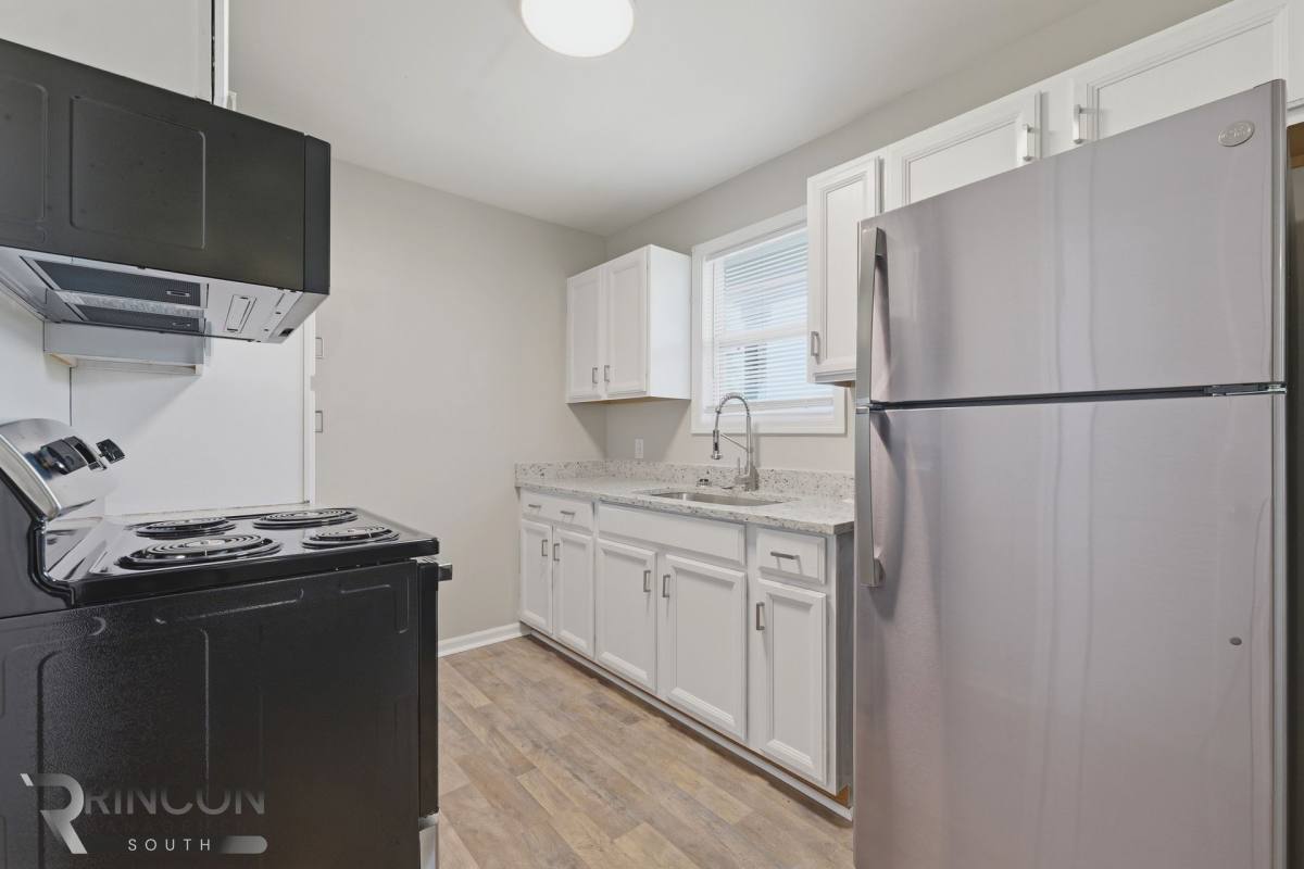 Apartment for rent at 2125 Aberdeen Ave, North Charleston, SC 29405