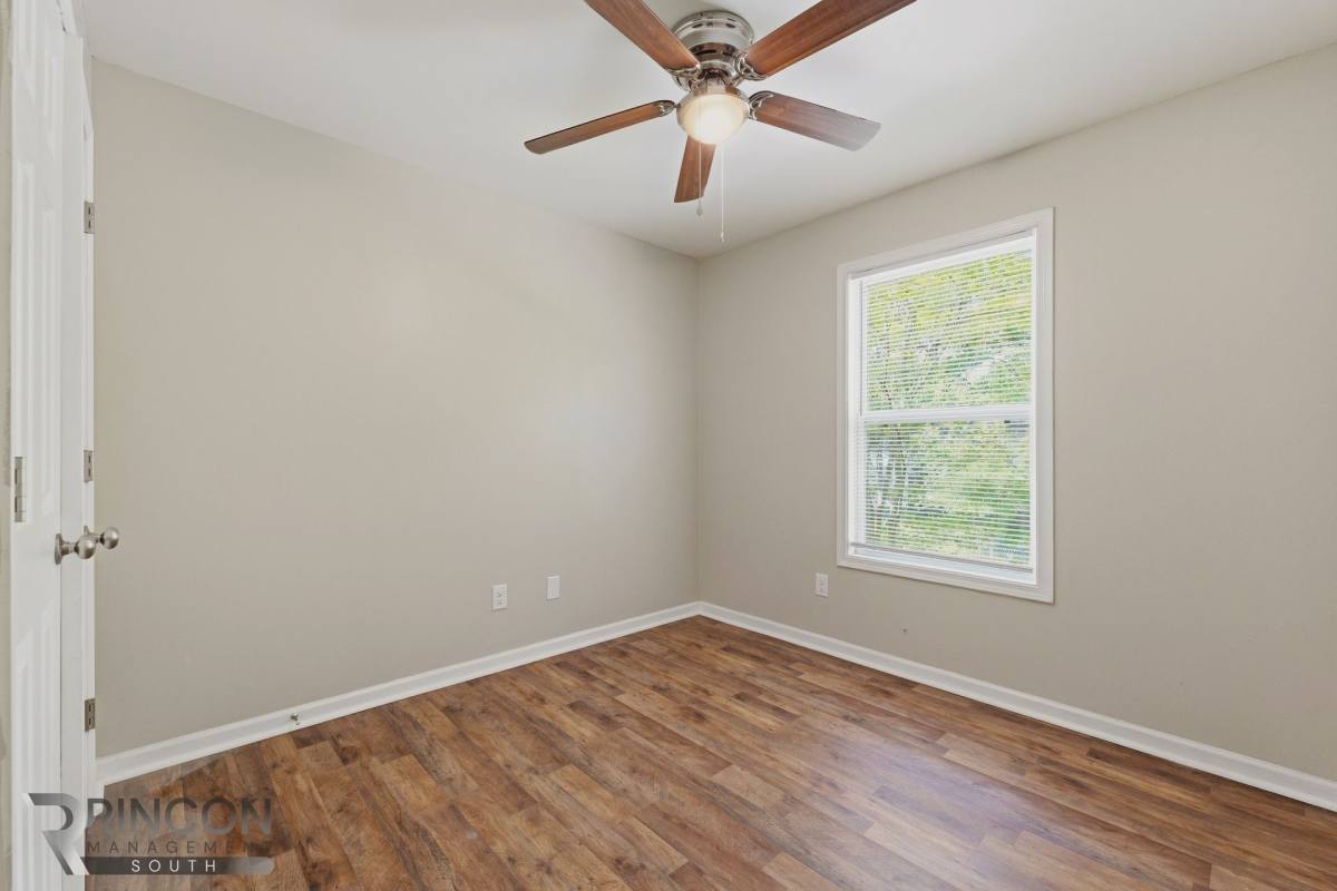 Apartment for rent at 2125 Aberdeen Ave, North Charleston, SC 29405