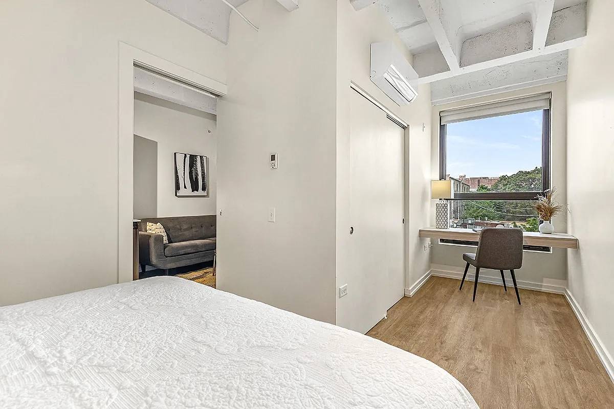 Apartment for rent at 3121 N Broadway St, Chicago, IL 60657
