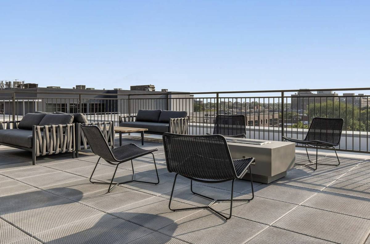 Apartment for rent at 3121 N Broadway St, Chicago, IL 60657
