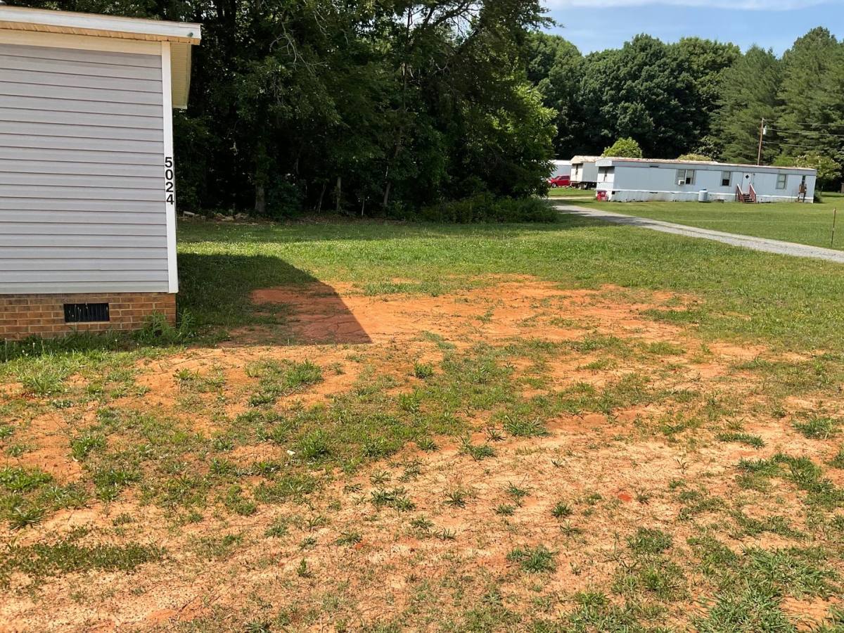 House for rent at 5024 Flay Rd, Lincolnton, NC 28092