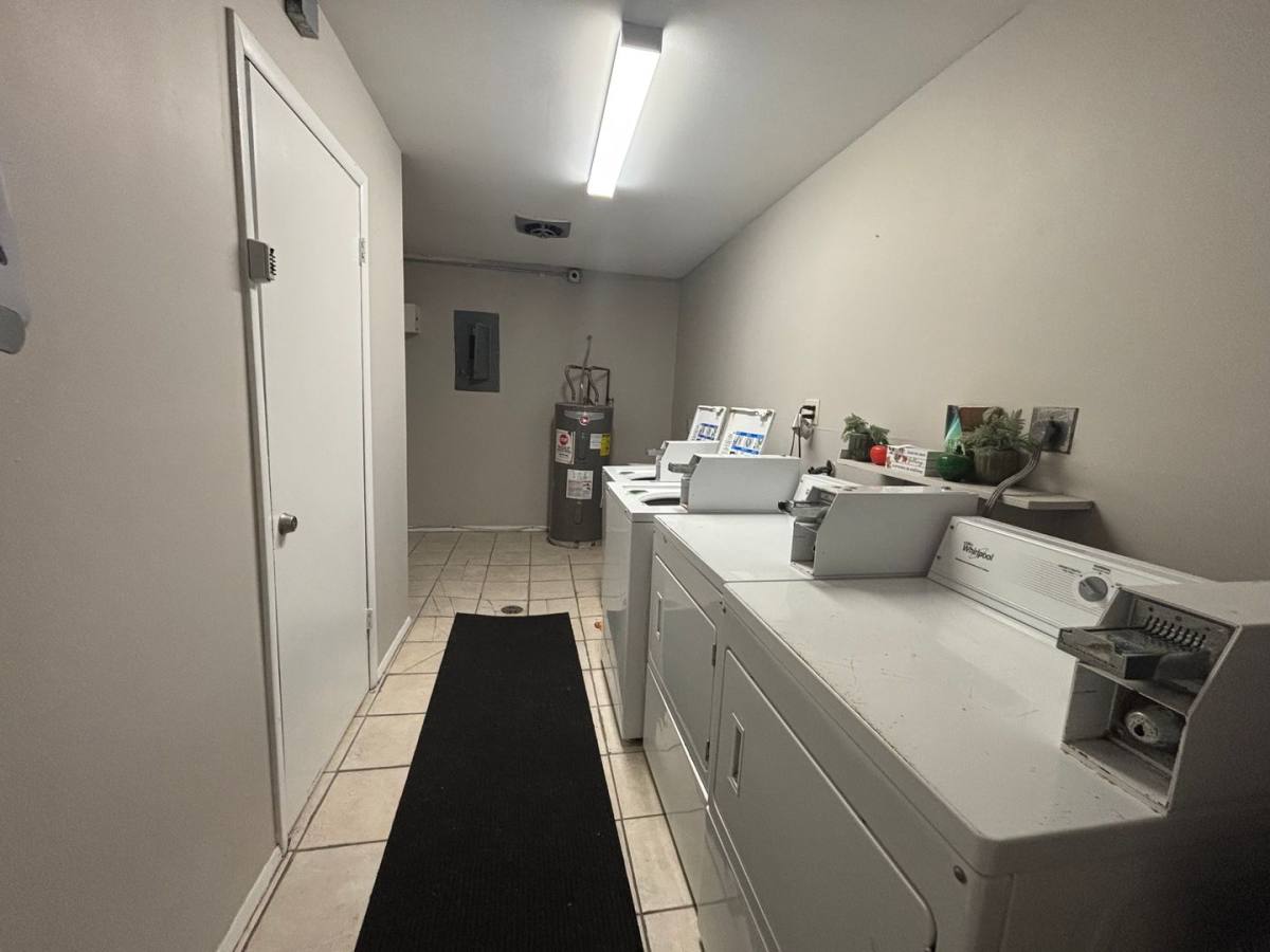 Apartment for rent at 1039 McAree Rd, Waukegan, IL 60085