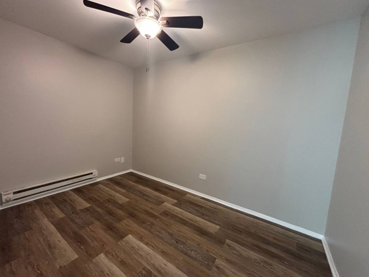 Apartment for rent at 1039 McAree Rd, Waukegan, IL 60085