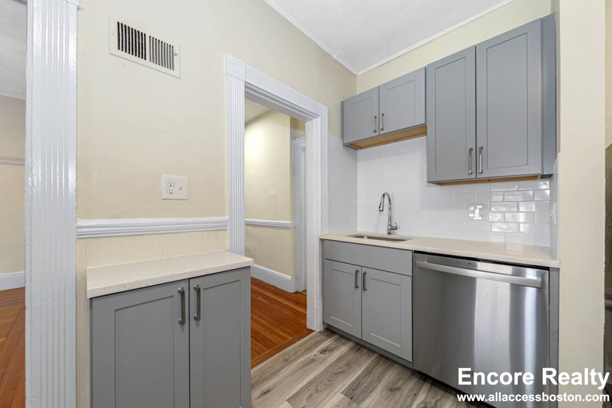 Apartment for rent at 46 Brackett St, Brighton, MA 02135