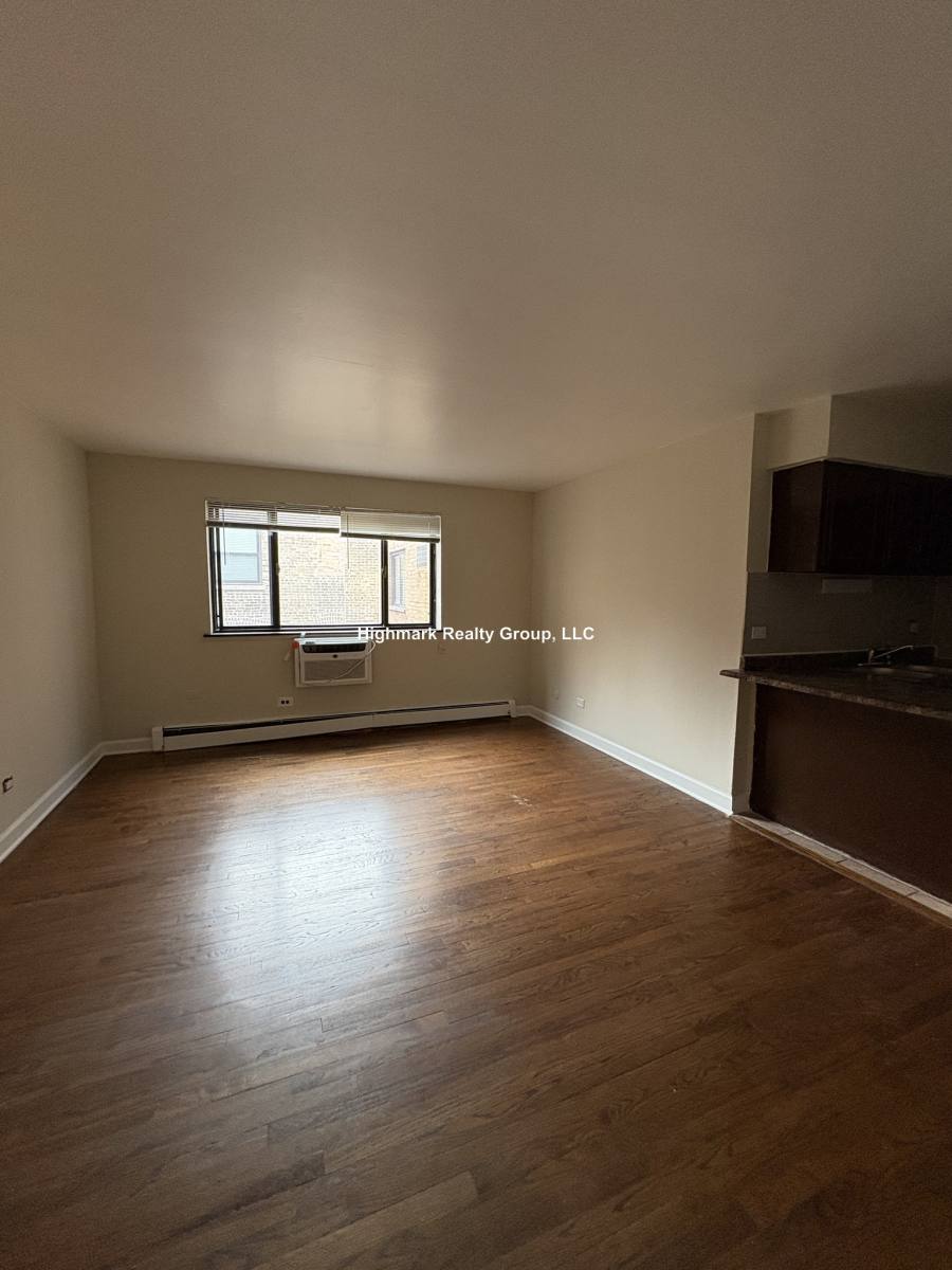 Apartment for rent at 6011 N Winthrop Ave #407NK, Chicago, IL 60660