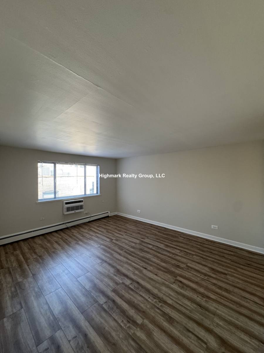 Apartment for rent at 6011 N Winthrop Ave #407NK, Chicago, IL 60660