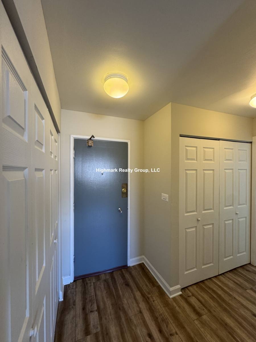 Apartment for rent at 6011 N Winthrop Ave #407NK, Chicago, IL 60660