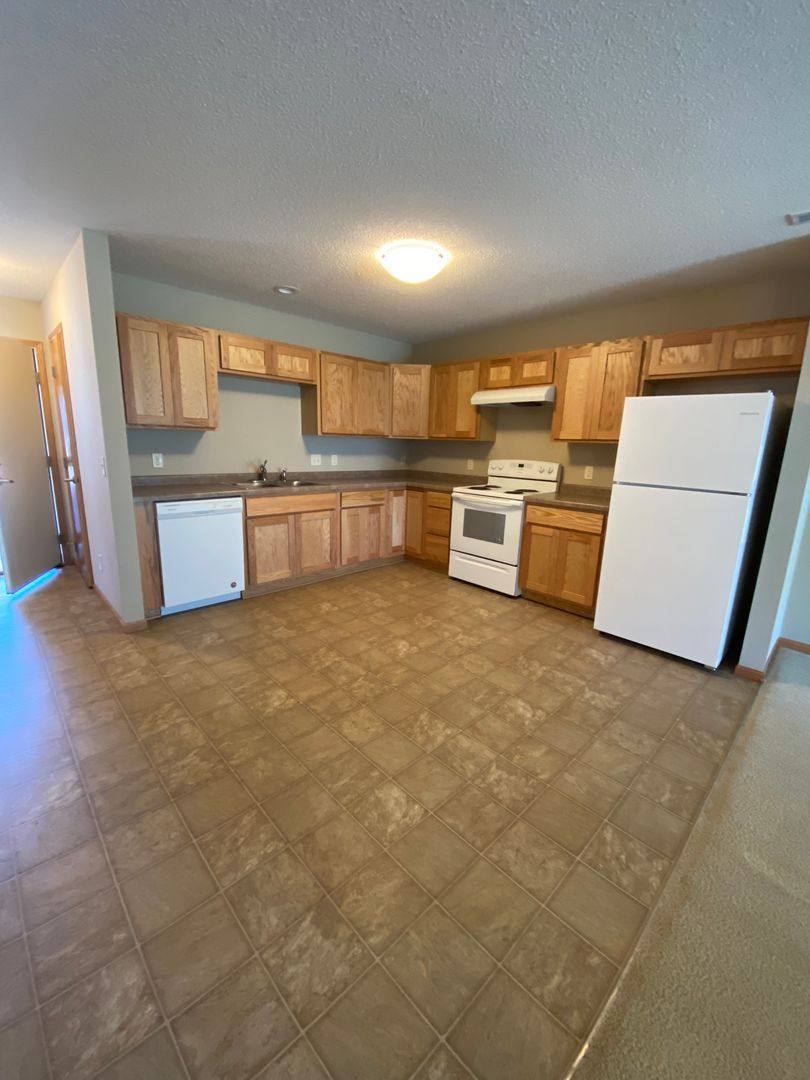 Townhouse for rent at 1611-A Gunston Dr, New Richmond, WI 54017