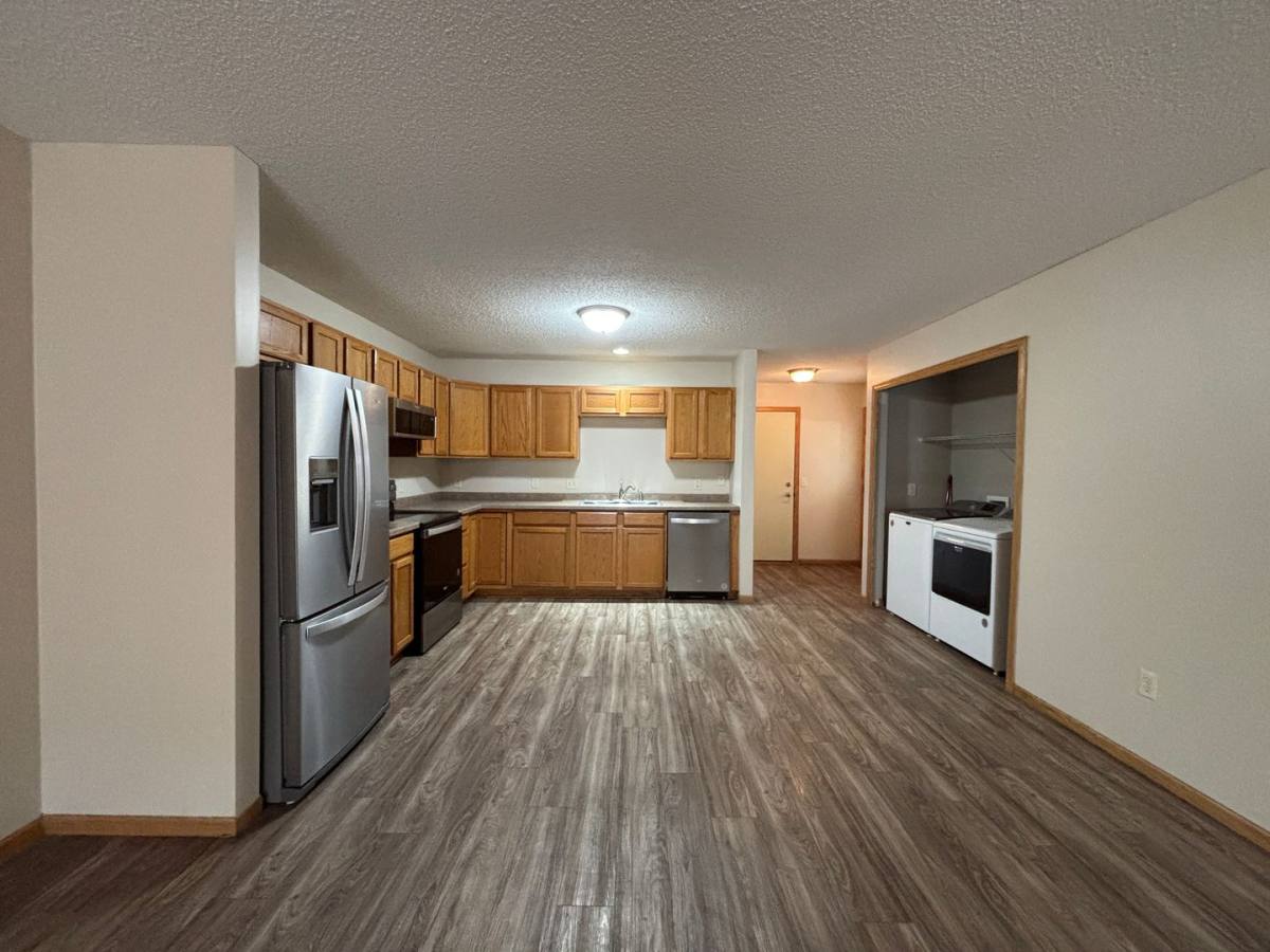 Townhouse for rent at 1627-C Gunston Dr, New Richmond, WI 54017