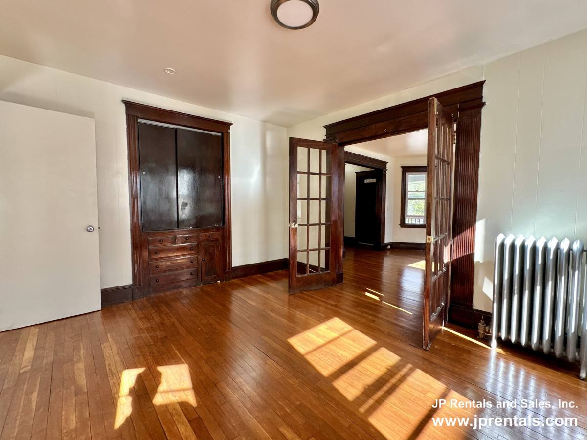 Apartment for rent at 1017 Canterbury St #2 Co, Roslindale, MA 02131