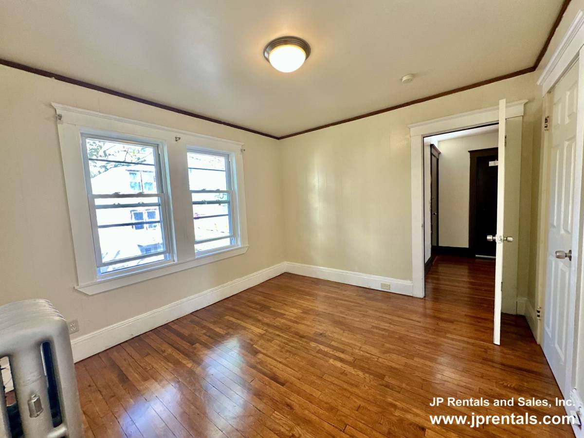 Apartment for rent at 1017 Canterbury St #2 Co, Roslindale, MA 02131